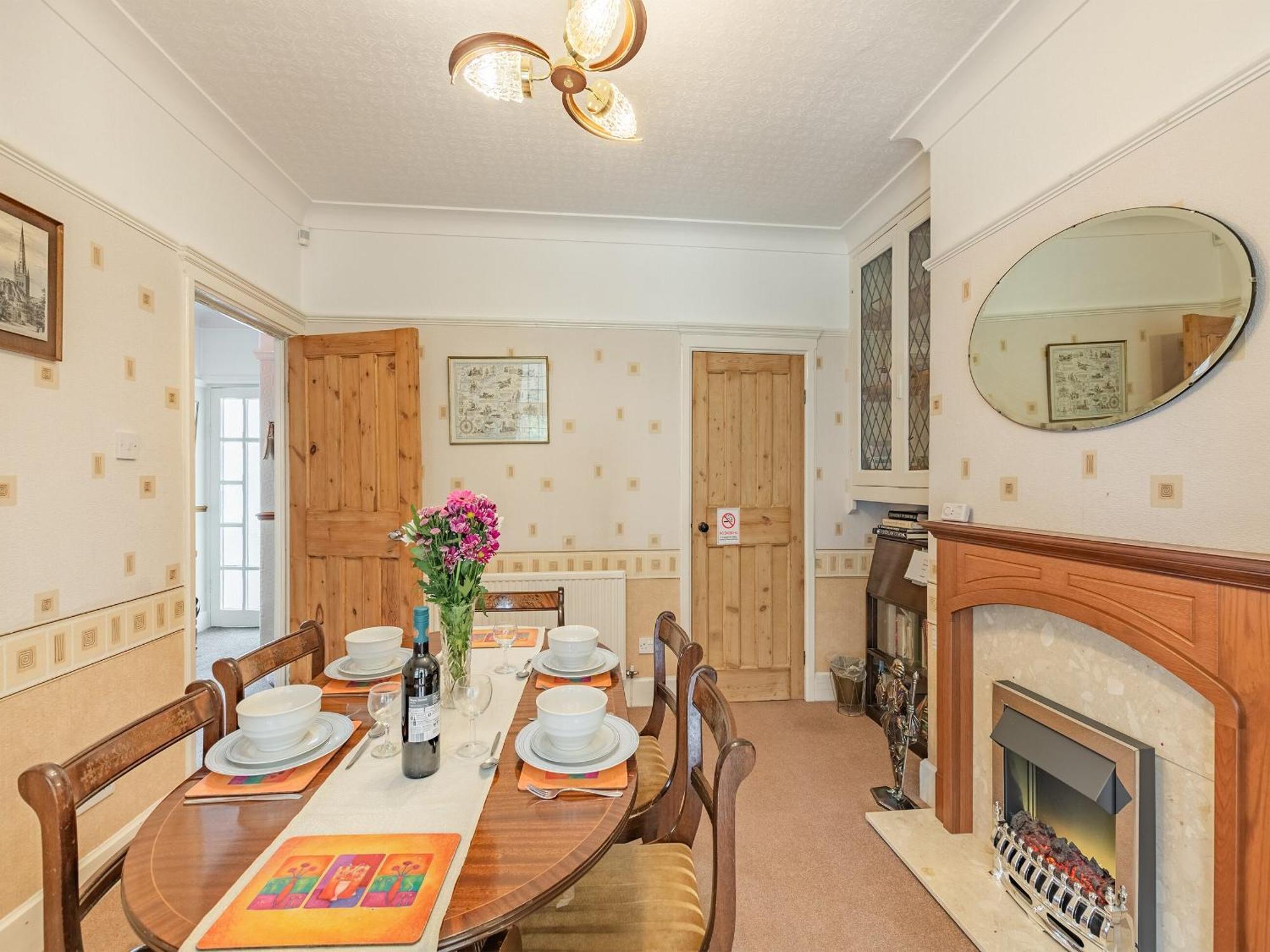 Villa 15 Elms Road Morecambe Esterno foto